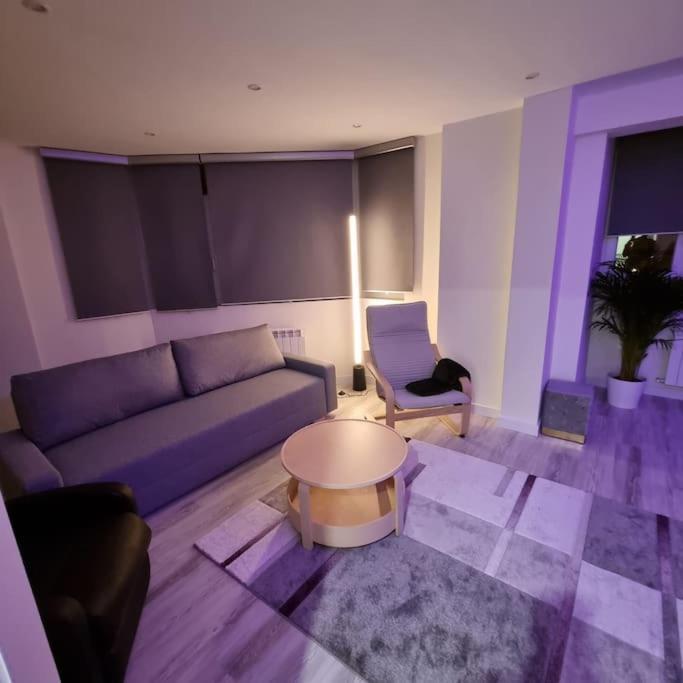 Soho Boutique Tioda, Totalmente Reformado Junto A Las Estaciones, Wifi Apartamento Oviedo